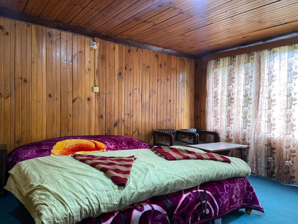 Pk Cottage Pahalgam Exterior photo