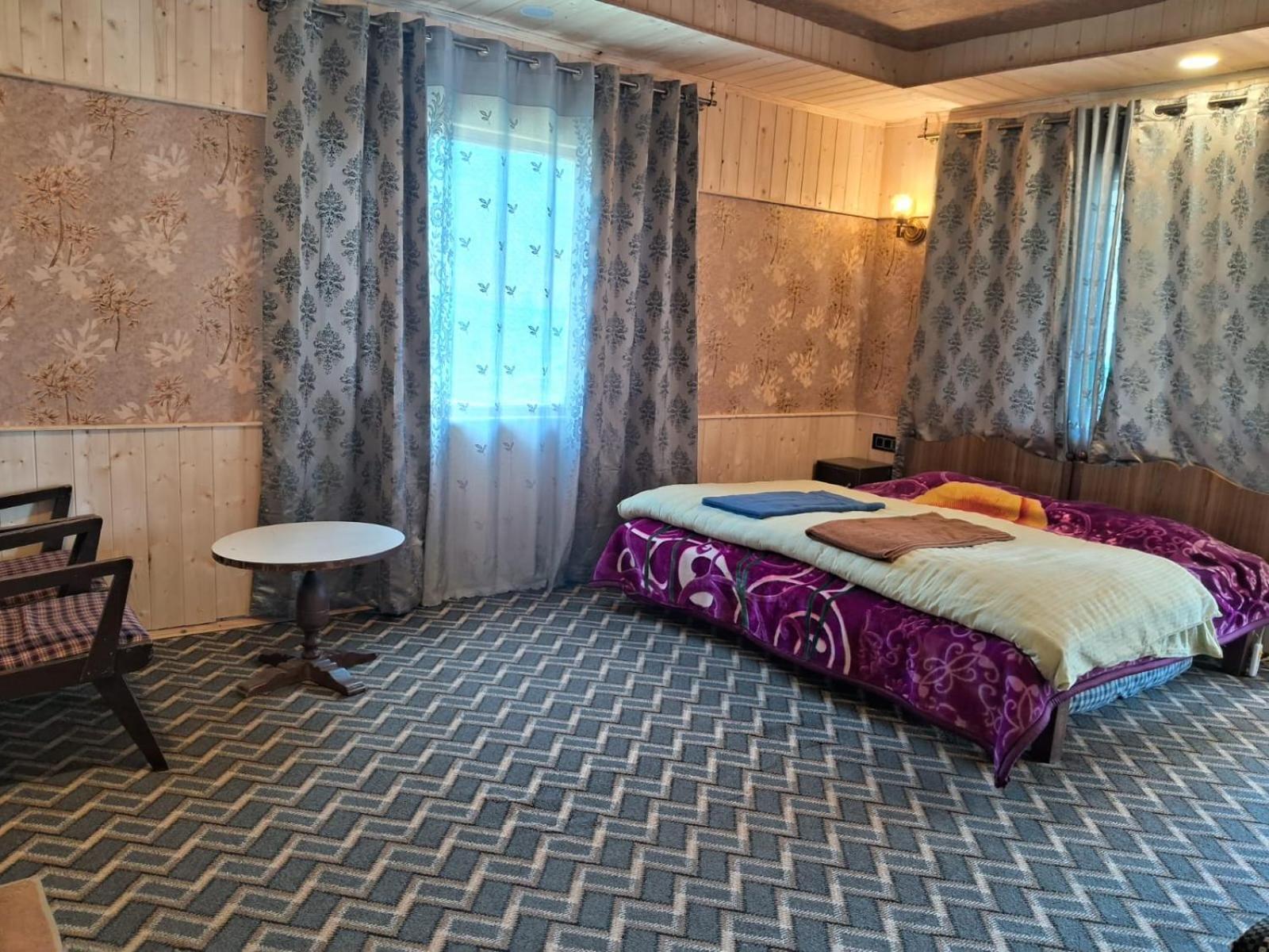 Pk Cottage Pahalgam Exterior photo